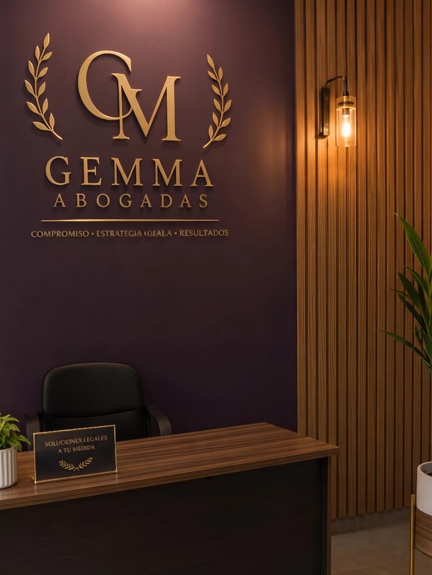 Abogadas de GEMMA Abogadas en el estudio jurídico